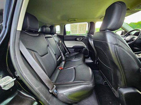 Used 2022 Jeep Compass Limited image 36
