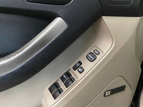 Used 2004 Toyota 4Runner Limited image 11