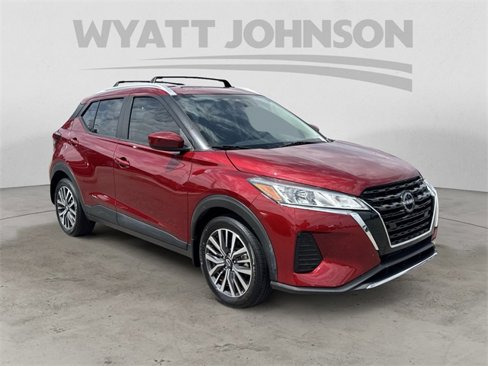 Used 2022 Nissan Kicks SV image 7