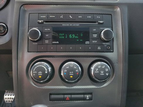 Used 2014 Dodge Challenger R/T image 10