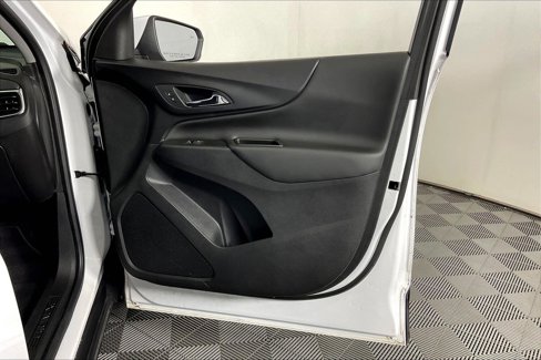Used 2022 Chevrolet Equinox LT image 25