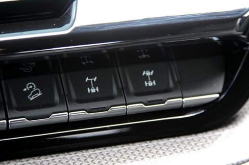 Used 2025 Chevrolet Silverado 1500 ZR2 w/ Technology Package image 30