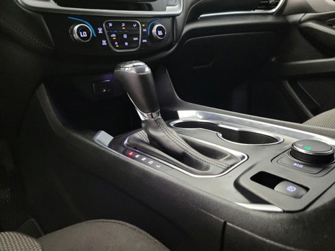 Used 2020 Chevrolet Traverse LS image 26