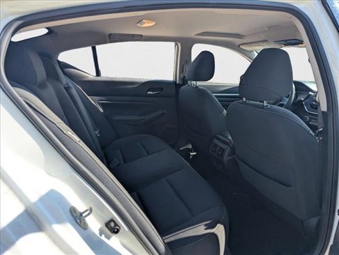 Used 2019 Nissan Altima 2.5 SV image 14