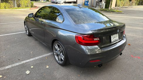 Used 2016 BMW M235i xDrive Coupe image 5