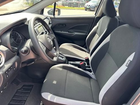 Used 2025 Nissan Versa S w/ Trunk Package image 9