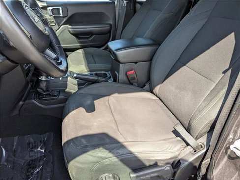 Used 2018 Jeep Wrangler Unlimited Sport S image 18