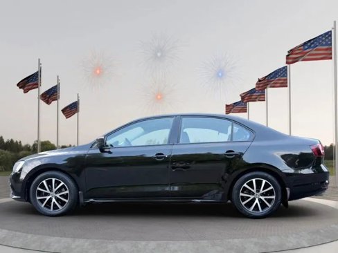 Used 2016 Volkswagen Jetta SE image 3