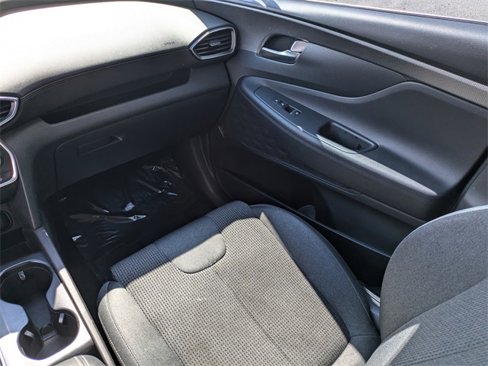 Used 2019 Hyundai Santa Fe SE image 17
