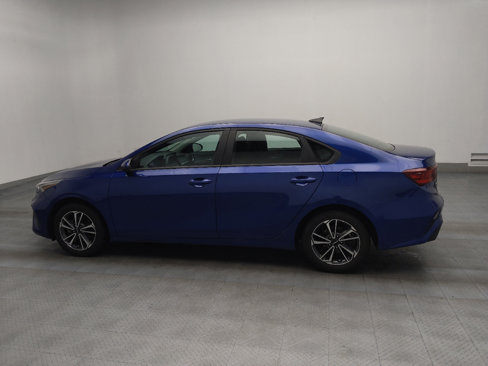 Used 2023 Kia Forte LXS image 3