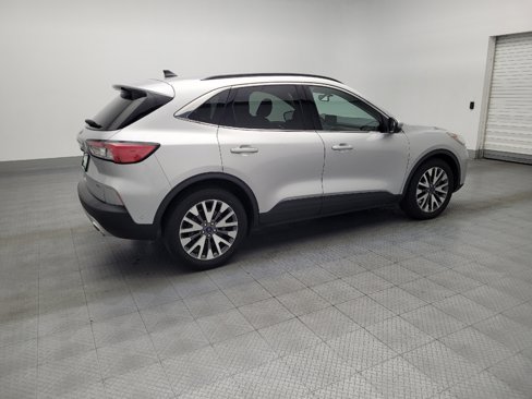Used 2020 Ford Escape Titanium image 10