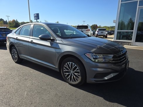 Used 2019 Volkswagen Jetta SE w/ Cold Weather Package image 7
