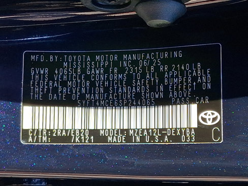 Certified 2025 Toyota Corolla XSE image 28