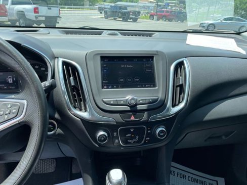 Used 2020 Chevrolet Equinox LT image 17