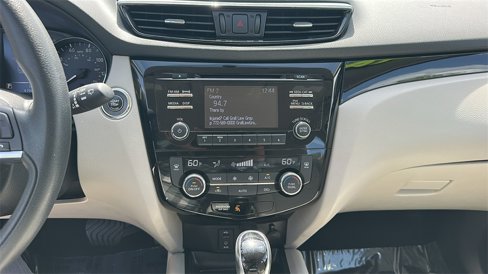 Used 2018 Nissan Rogue Sport SV image 23
