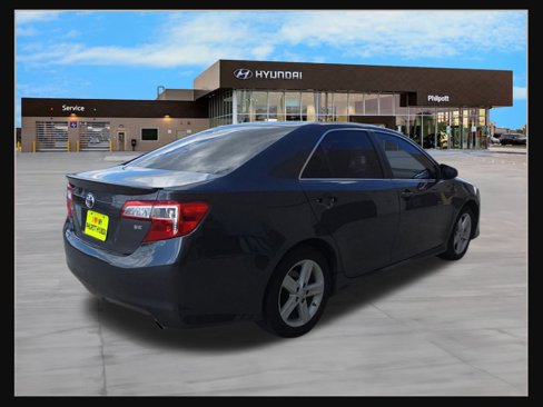 Used 2014 Toyota Camry SE image 7