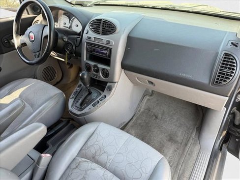 Used 2004 Saturn Vue 2WD V6 image 12