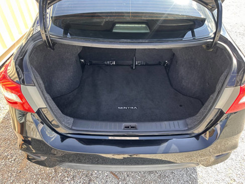 Used 2016 Nissan Sentra SV image 6