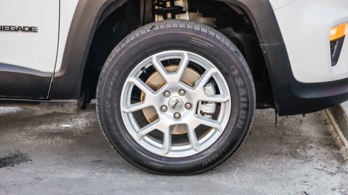 Certified 2023 Jeep Renegade Latitude image 11