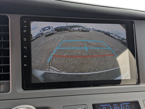 Used 2018 Toyota Sienna XLE image 19