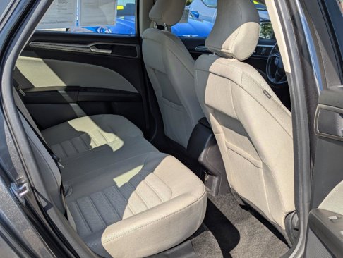 Used 2018 Ford Fusion S image 22