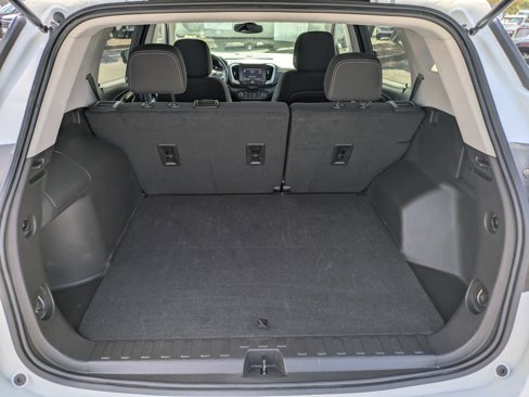 Used 2024 GMC Terrain SLE image 13