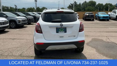 Used 2022 Buick Encore Preferred image 7