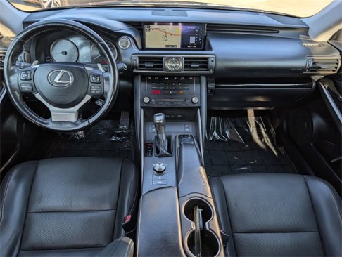 Used 2018 Lexus IS 300 image 33