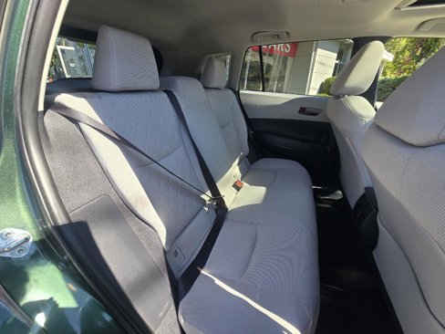 Used 2022 Toyota Corolla Cross LE image 17