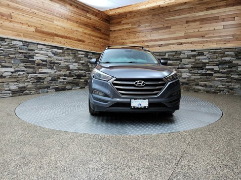 Used 2016 Hyundai Tucson SE w/ Option Group 02 image 2