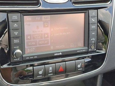 Used 2013 Chrysler 200 Limited image 19