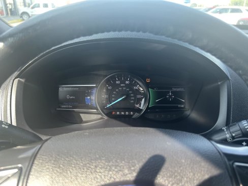 Used 2017 Ford Explorer XLT w/ Equipment Group 202A image 21