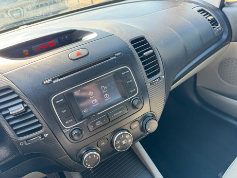 Used 2014 Kia Forte EX image 39