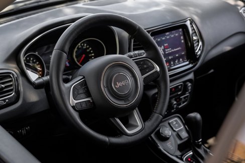 Used 2018 Jeep Compass Limited w/ Navigation Group image 4