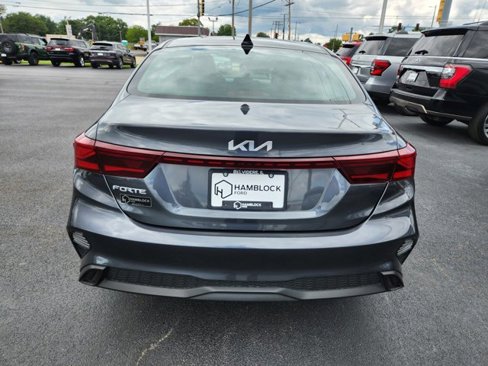Used 2024 Kia Forte LXS image 6