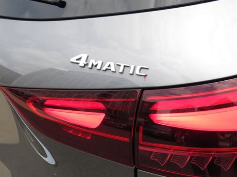 Used 2025 Mercedes-Benz GLA 250 4MATIC image 31