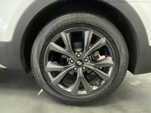 Used 2017 Hyundai Santa Fe Sport w/ 2.0T Ultimate Tech Package 05 image 18