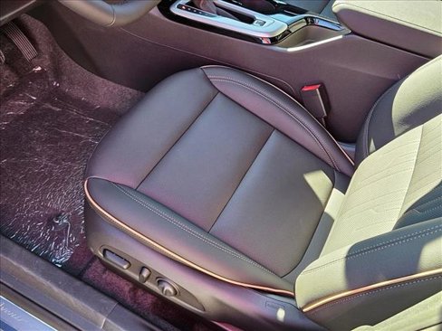 New 2025 Buick Envista Avenir image 3