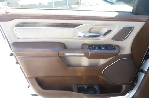 Used 2019 RAM 1500 Laramie image 15