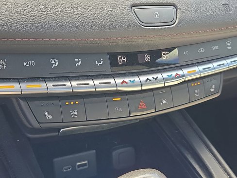 Used 2019 Cadillac XT4 Sport image 22