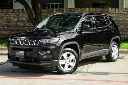 Used 2022 Jeep Compass Latitude image 11