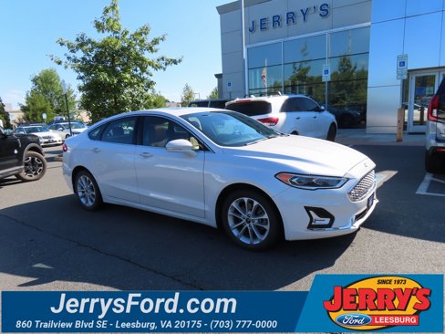 Used 2020 Ford Fusion Energi Titanium image 1