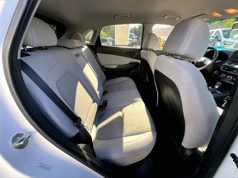 Used 2023 Hyundai Kona SEL w/ Cargo Package image 22