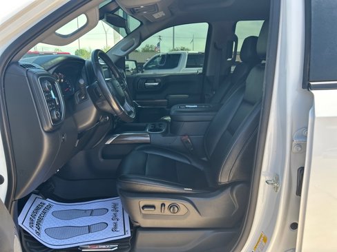 Used 2021 Chevrolet Silverado 1500 LT Trail Boss w/ LPO, Dark Essentials Package image 18