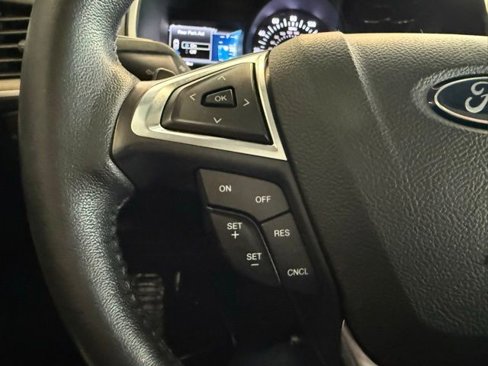 Used 2017 Ford Edge SEL w/ Equipment Group 201A image 17