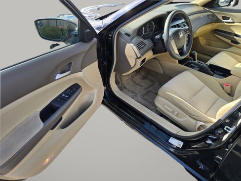 Used 2008 Honda Accord LX-P image 17