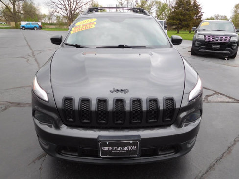 Used 2017 Jeep Cherokee Sport w/ Cold Weather Group image 13