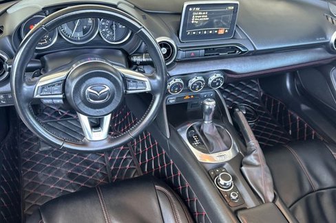 Used 2017 MAZDA MX-5 Miata RF Grand Touring image 17