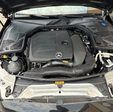 Used 2021 Mercedes-Benz C 300 Sedan image 11