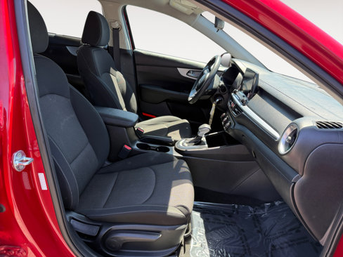 Used 2022 Kia Forte LXS image 19